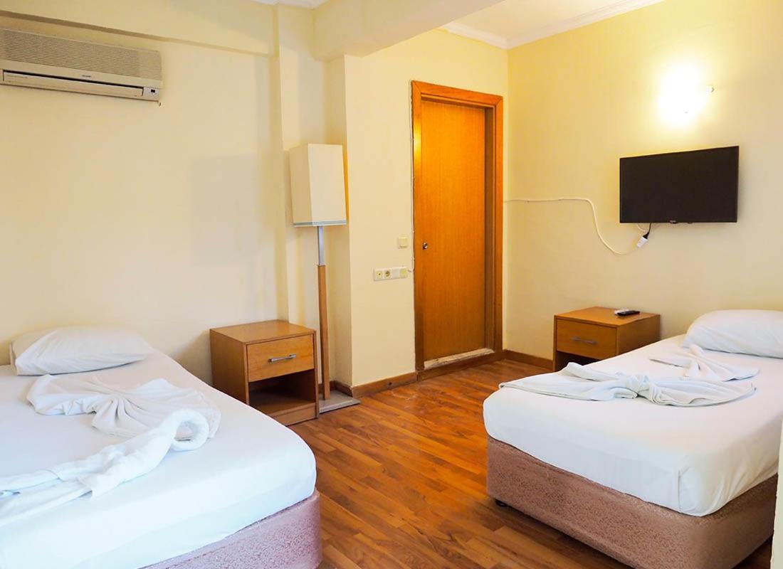 Club Herakles Hotel קמר מראה חיצוני תמונה