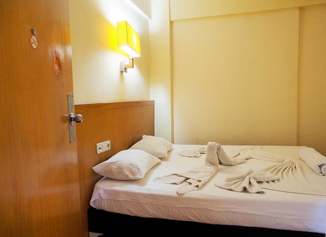 Club Herakles Hotel קמר מראה חיצוני תמונה